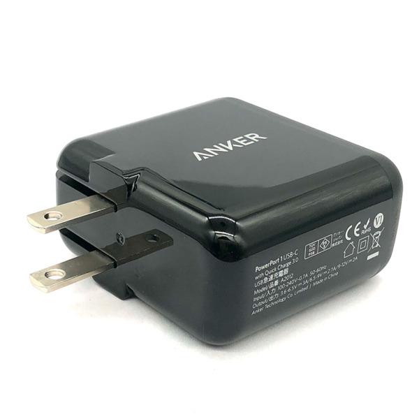 安科ANKER A2012 便携式旅行QC3.0快充头USB C 24瓦可折叠充电器PowerPort 1 Type C Quick Charge 3.0 9～12V 2A 出口日本株式会社 原装尾单