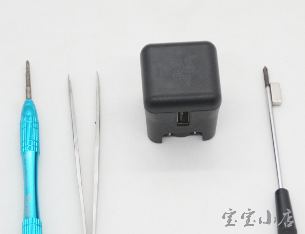 雷蛇5V 2.5A KS047844手机USB充电器 可到5V3A 移动电源充电头USB-C 充电器KS048497 Razer USB A Wall Power Adapter